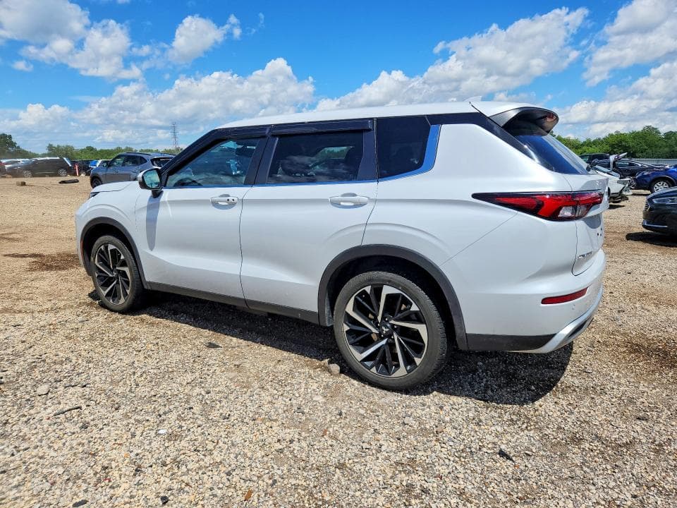 2023 MITSUBISHI OUTLANDER SE 2