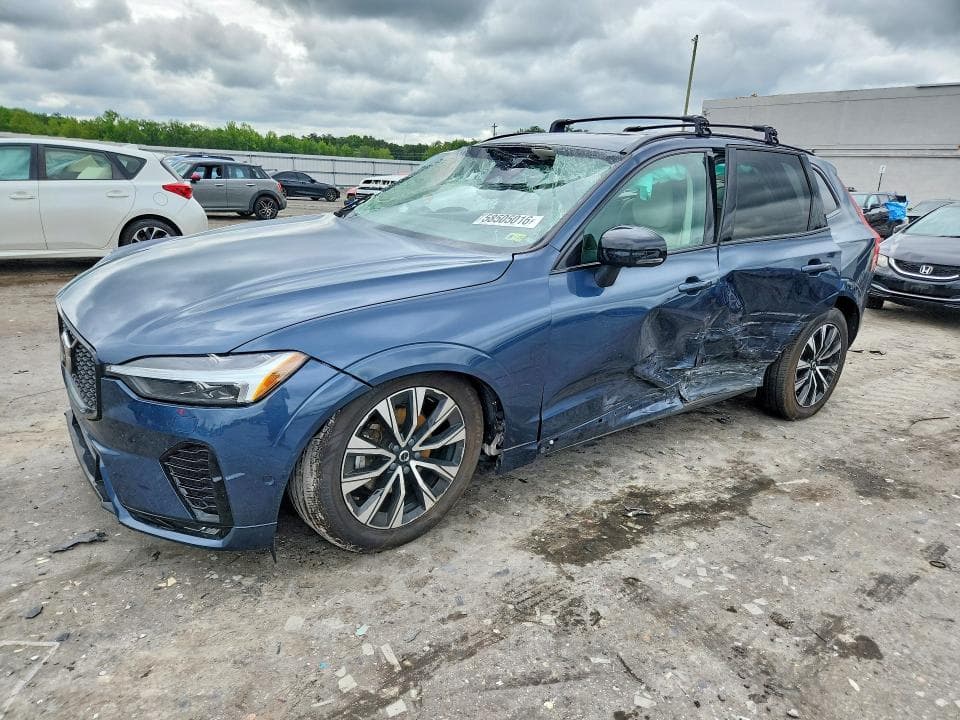 2024 VOLVO XC60 PLUS - 1