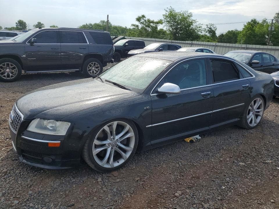 2009 AUDI S8 - 1