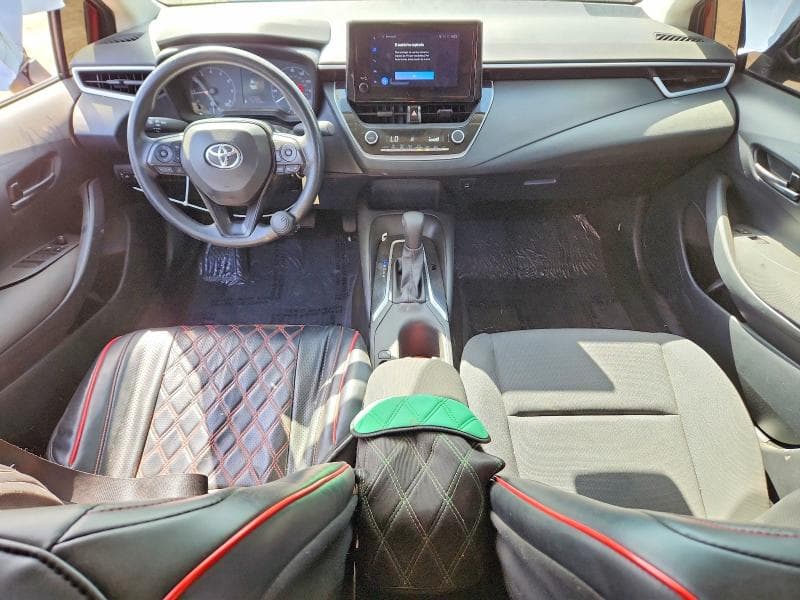 2024 TOYOTA COROLLA LE 8