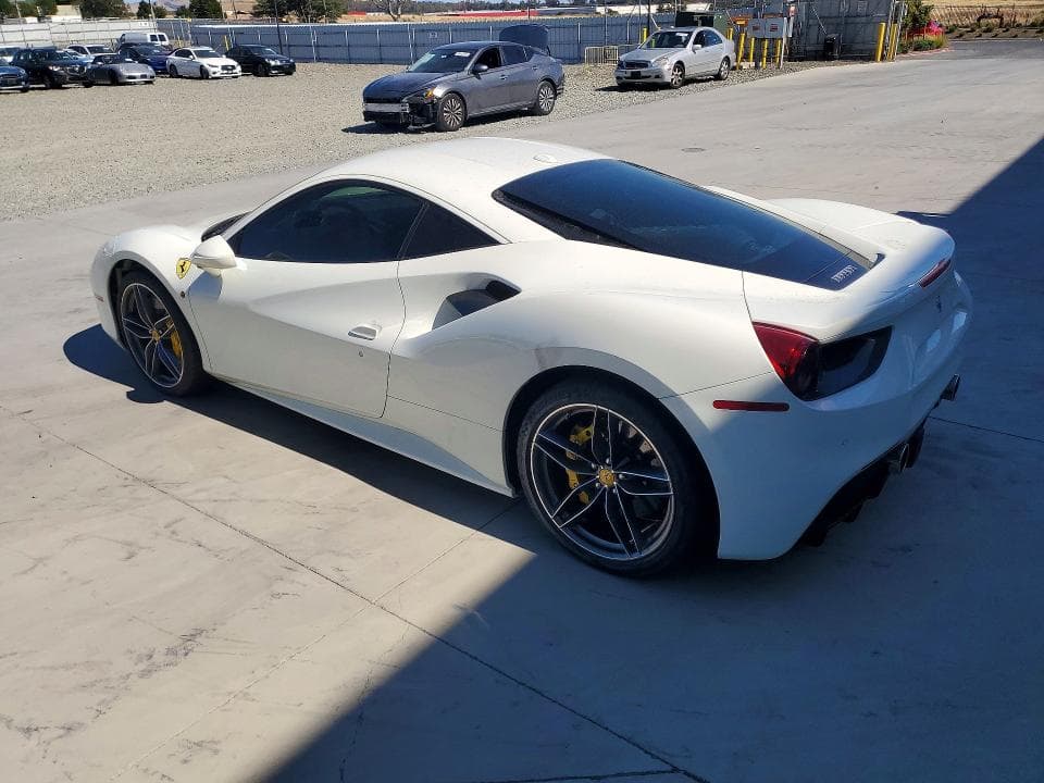 2018 FERRARI 488 GTB 2
