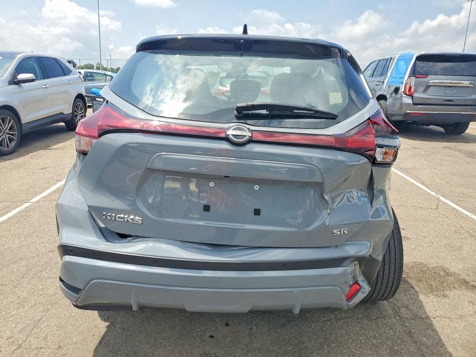 2023 NISSAN KICKS SR 6
