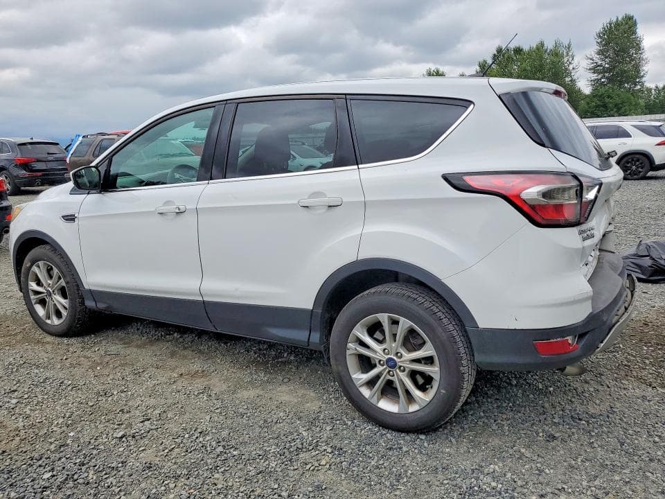 2017 FORD ESCAPE SE 2