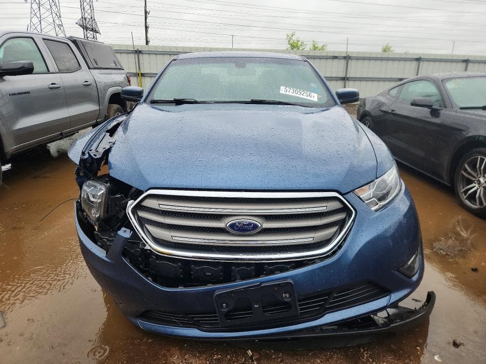 2018 FORD TAURUS SEL 5
