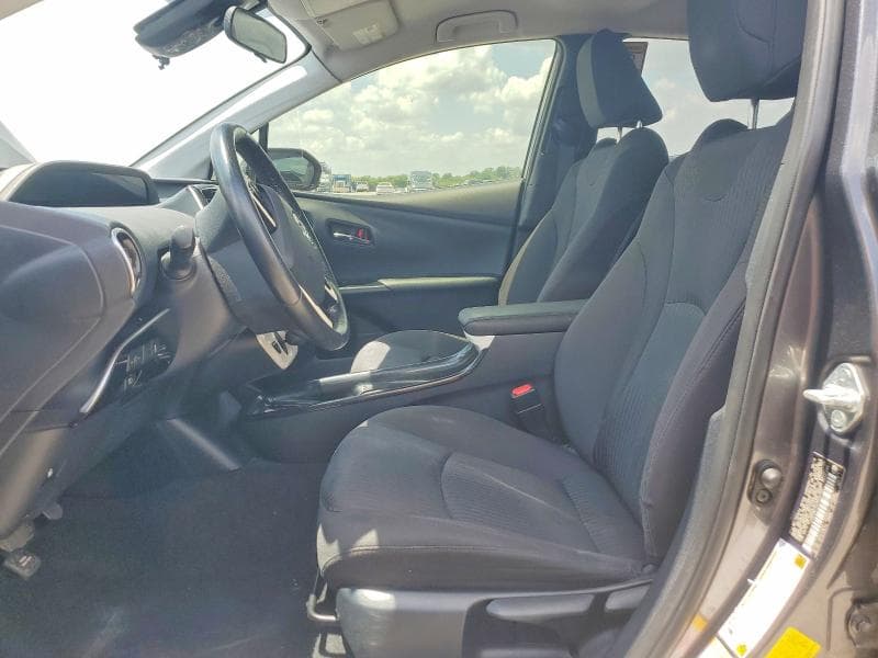 2017 TOYOTA PRIUS THREE 7