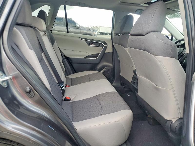 2023 TOYOTA RAV4 XLE 11