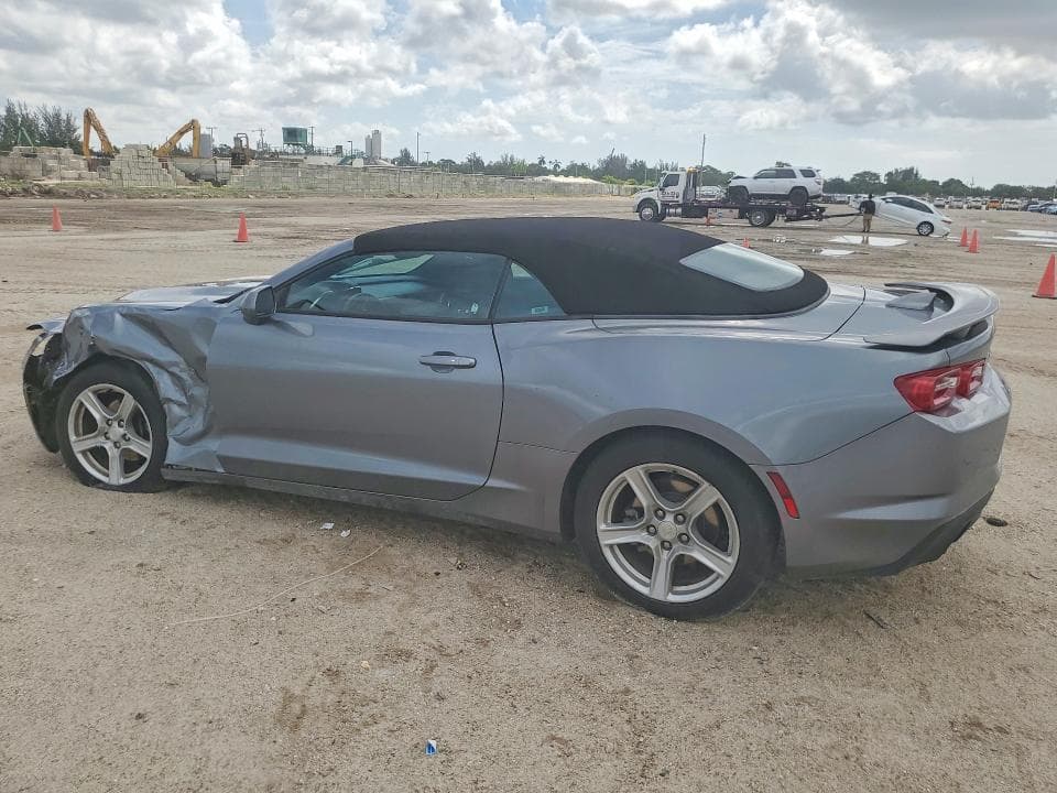 2020 CHEVROLET CAMARO LS/LT 2