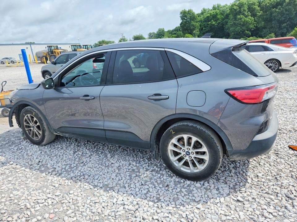 2022 FORD ESCAPE SE 2