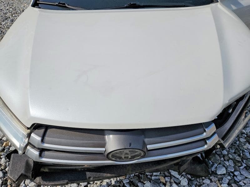 2018 TOYOTA HIGHLANDER LE 11
