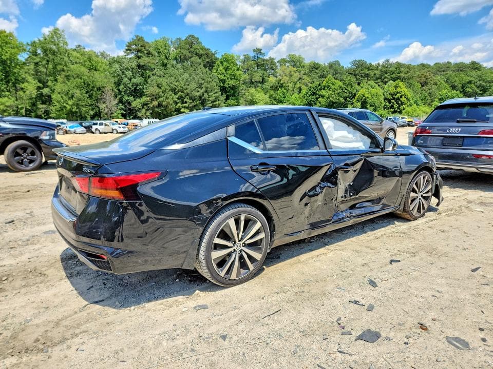 2019 NISSAN ALTIMA SR 3