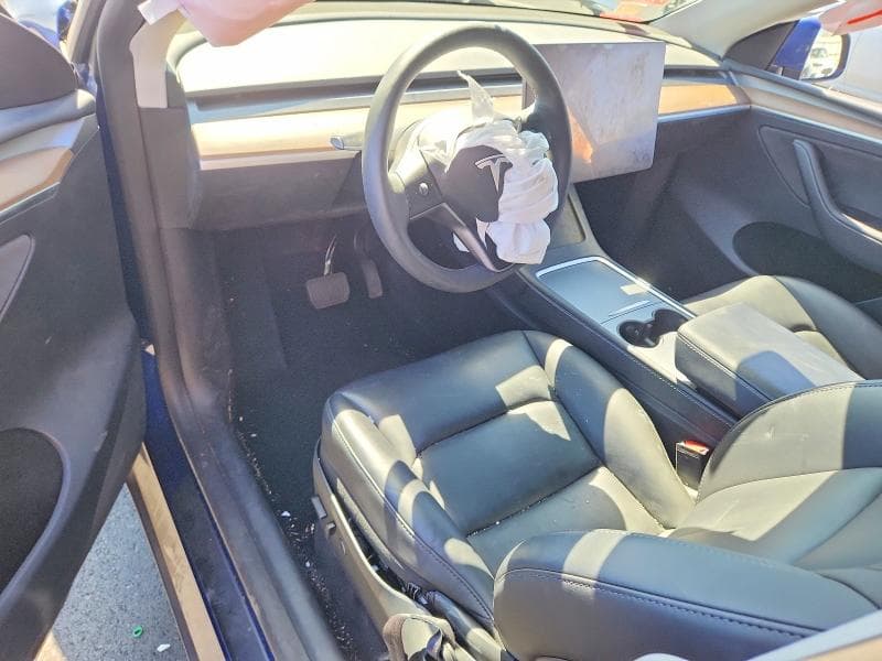 2024 TESLA MODEL Y 8