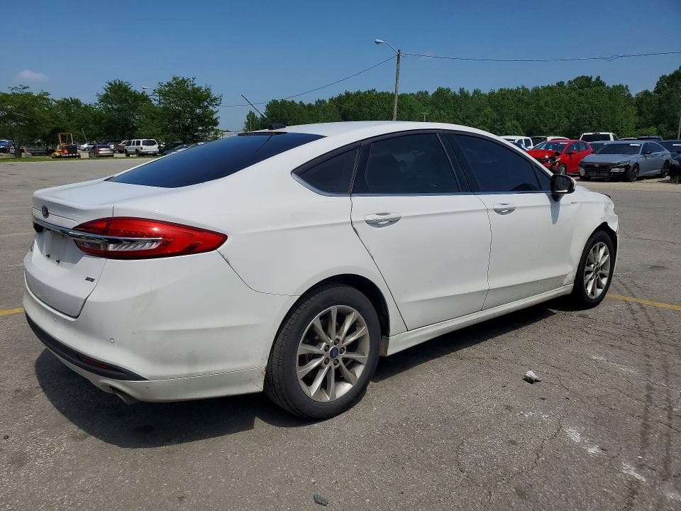 2017 FORD FUSION SE 3