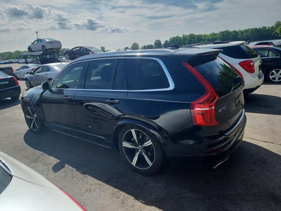 2017 VOLVO XC90 T6 2