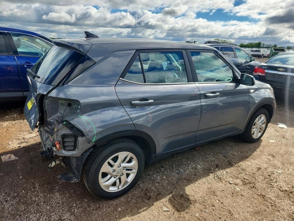 2021 HYUNDAI VENUE SE 3
