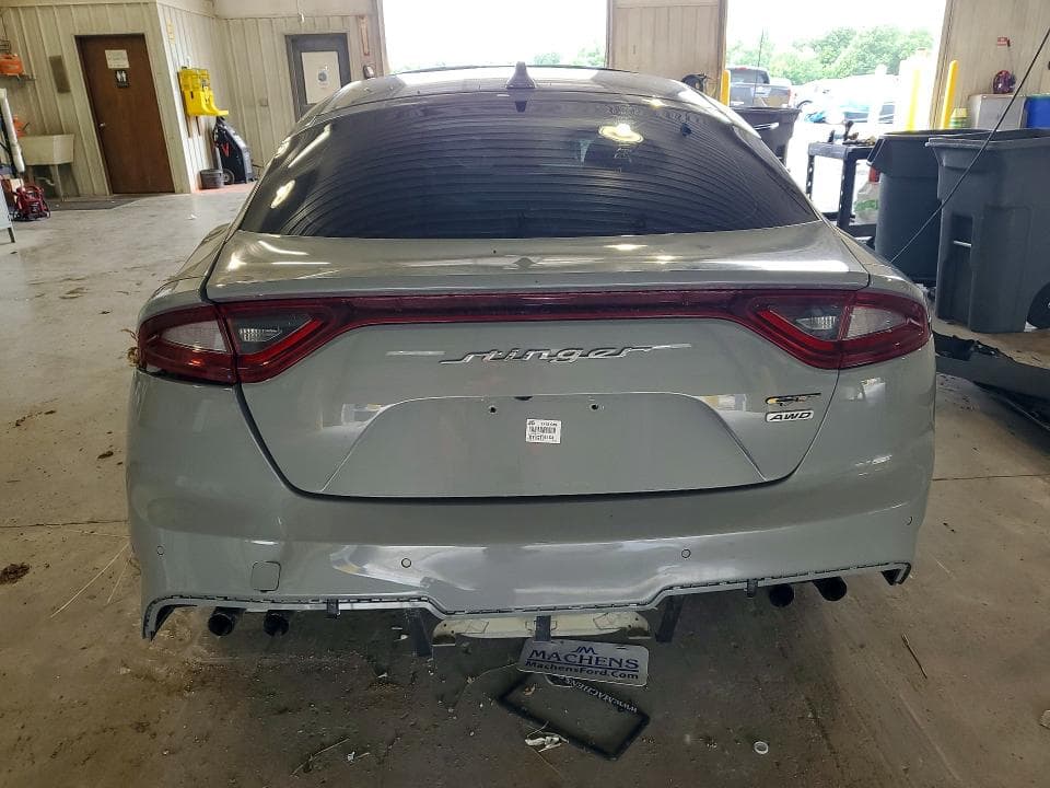 2019 KIA STINGER GT1 6
