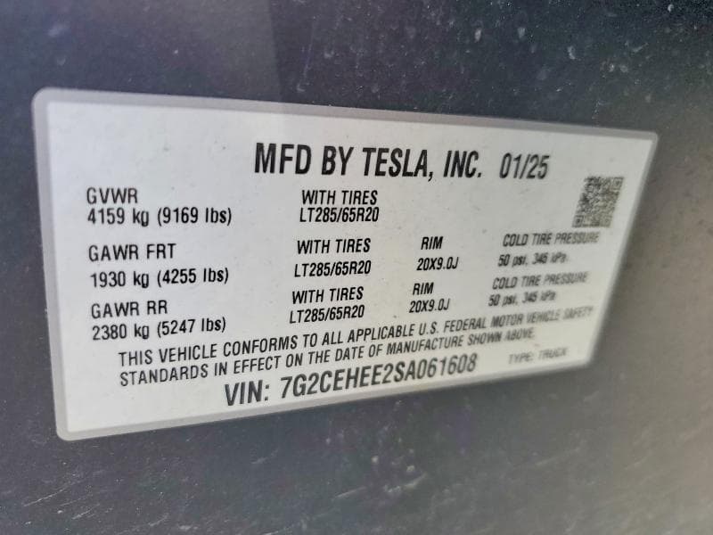 2025 TESLA CYBERTRUCK 12