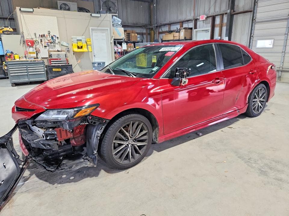 2022 TOYOTA CAMRY SE