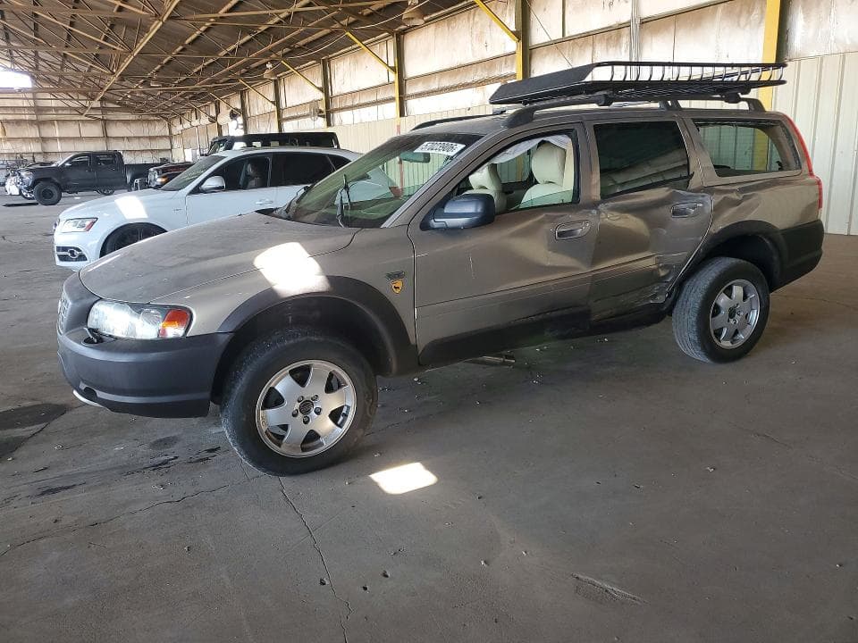 2002 VOLVO V70 XC