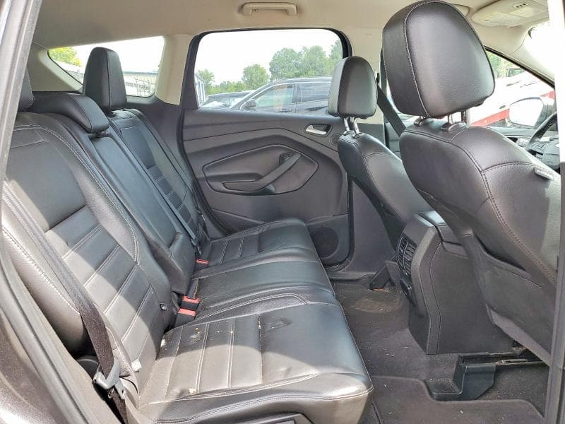 2017 FORD ESCAPE TITANIUM 10