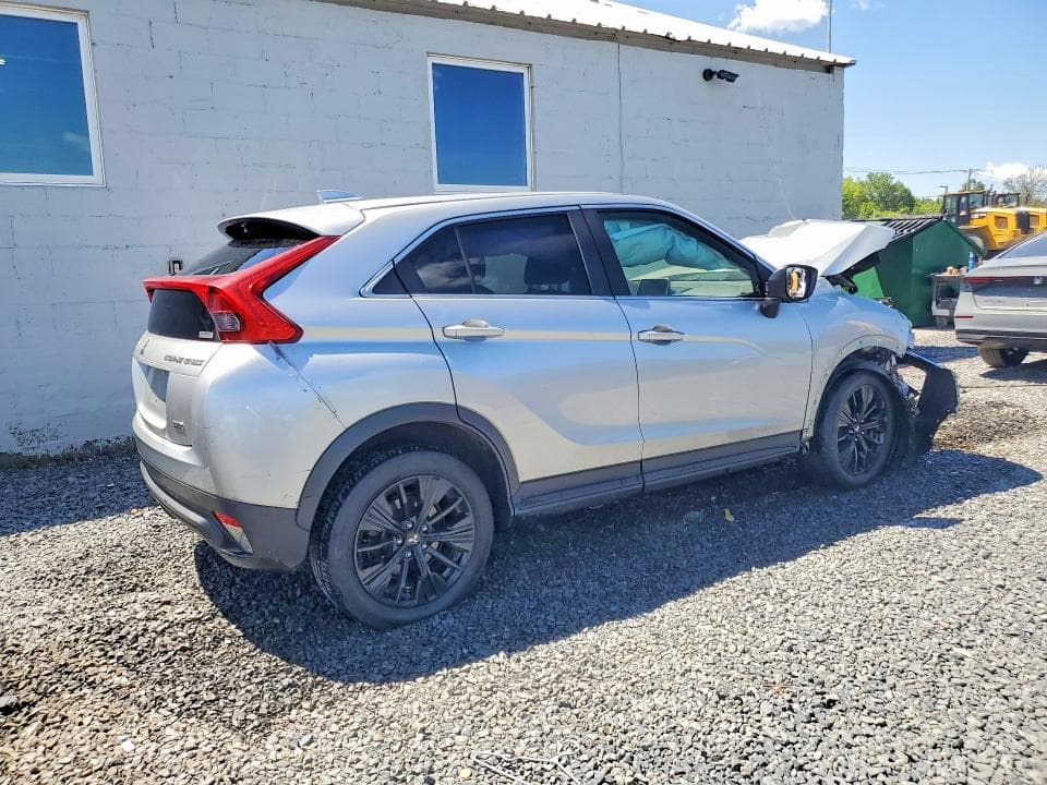 2019 MITSUBISHI ECLIPSE CROSS LE 3