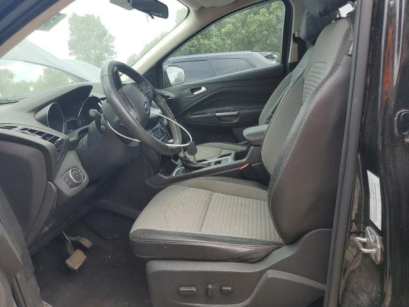 2017 FORD ESCAPE SE 7