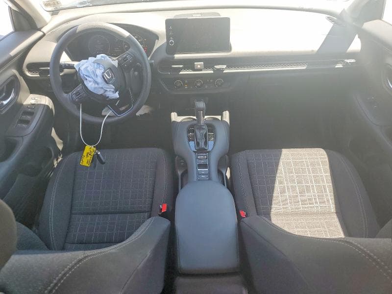 2026 HONDA HR-V LX 8