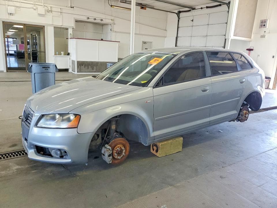 2010 AUDI A3 - 1