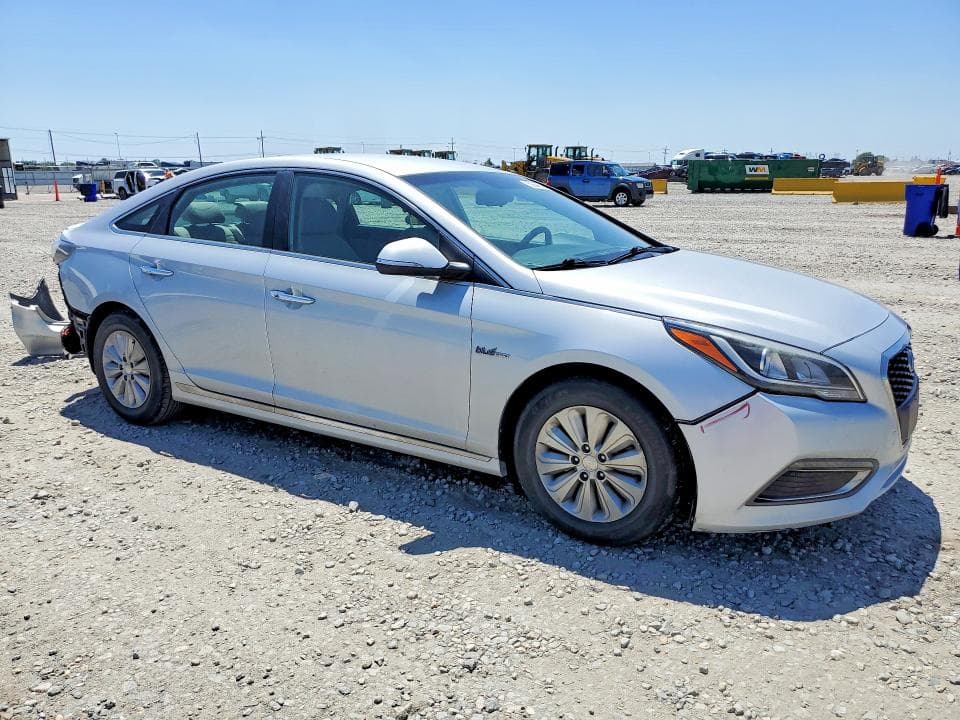 2017 HYUNDAI SONATA HYBRID SE 4