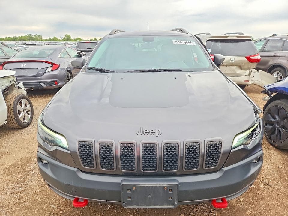 2019 JEEP CHEROKEE TRAILHAWK 5