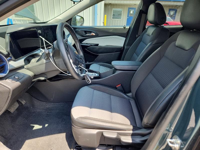 2025 CHEVROLET TRAX 1LT 7