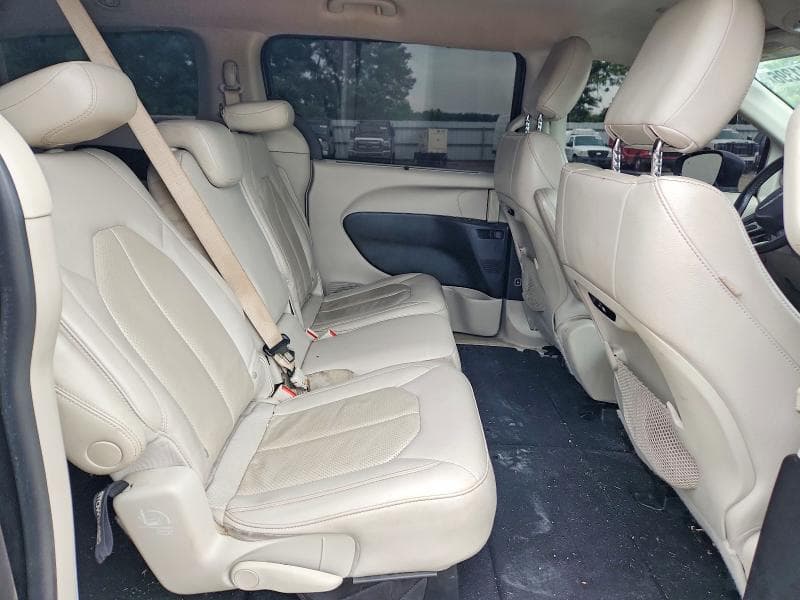 2021 CHRYSLER PACIFICA TOURING L 11