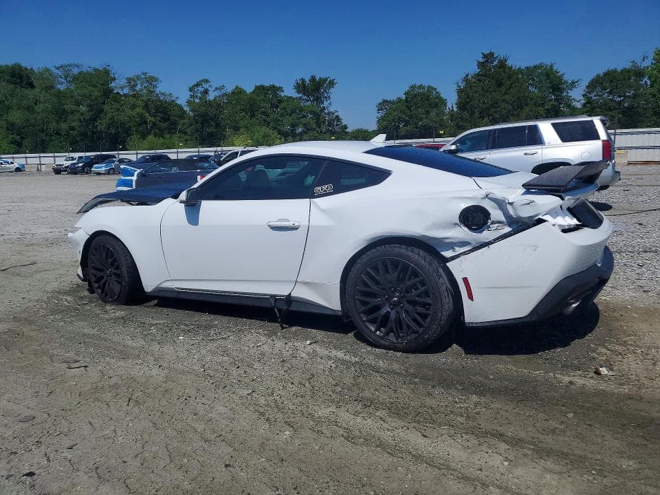 2024 FORD MUSTANG 2