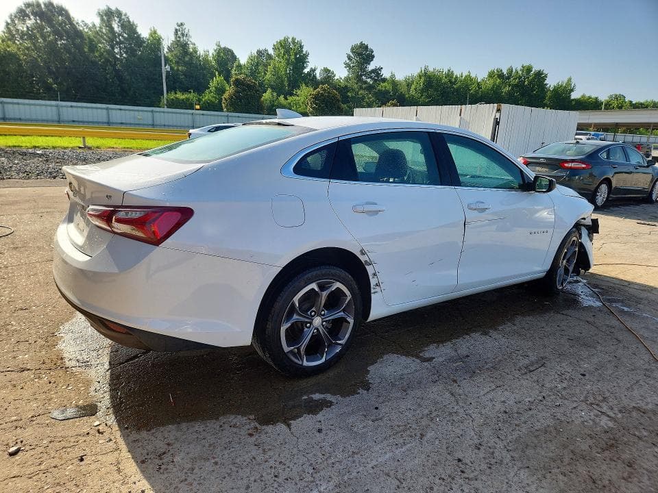 2021 CHEVROLET MALIBU LT 3
