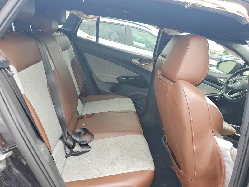 2023 VOLKSWAGEN ID.4 PRO 11