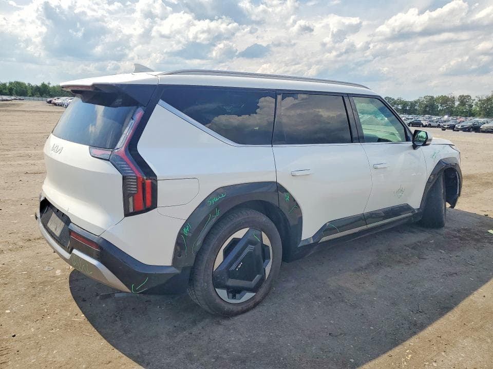 2024 KIA EV9 LAND 3