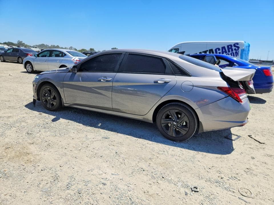 2023 HYUNDAI ELANTRA BLUE 2