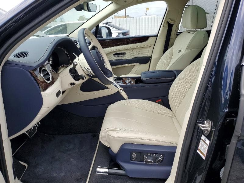2025 BENTLEY BENTAYGA 7