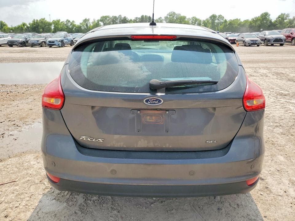 2017 FORD FOCUS SEL 6