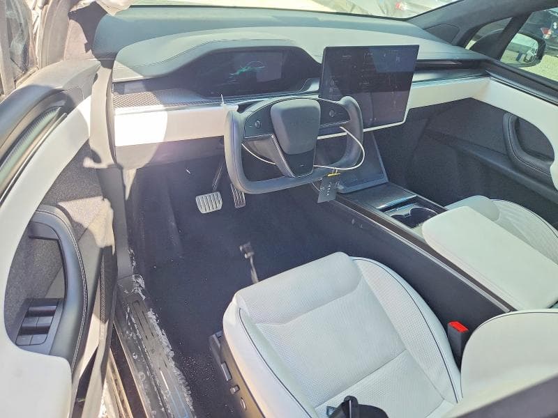 2022 TESLA MODEL X 8