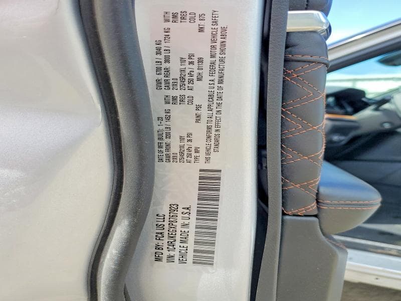 2023 JEEP GRAND CHEROKEE L SUMMIT 13