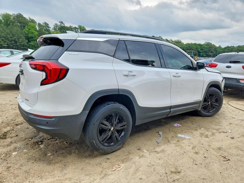 2020 GMC TERRAIN SLE 3