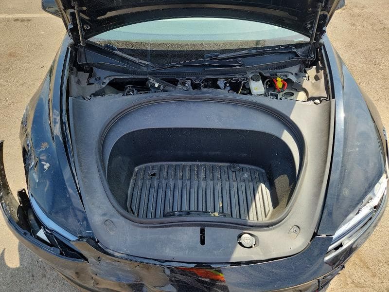 2025 TESLA MODEL 3 11