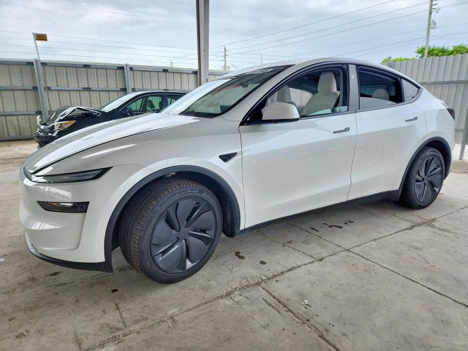 2026 TESLA MODEL Y - 1