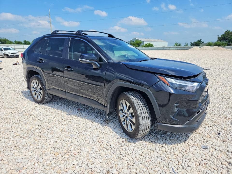 2025 TOYOTA RAV4 XLE PREMIUM 4