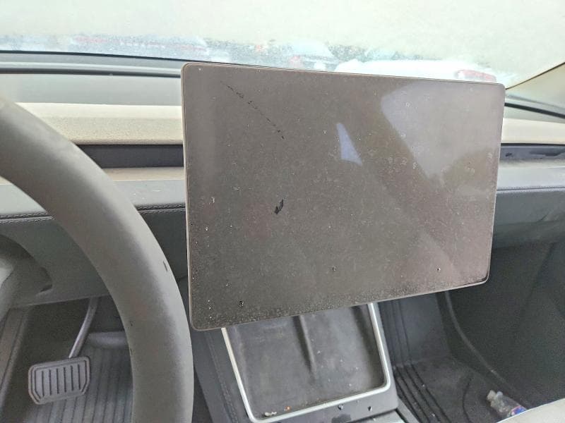 2026 TESLA MODEL Y 9