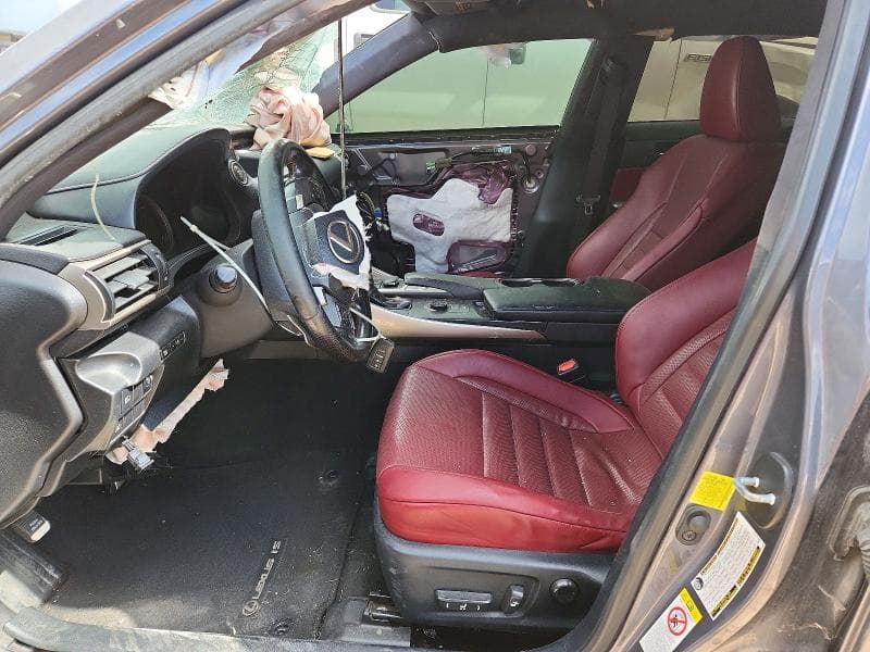 2018 LEXUS IS 300 BASE 7