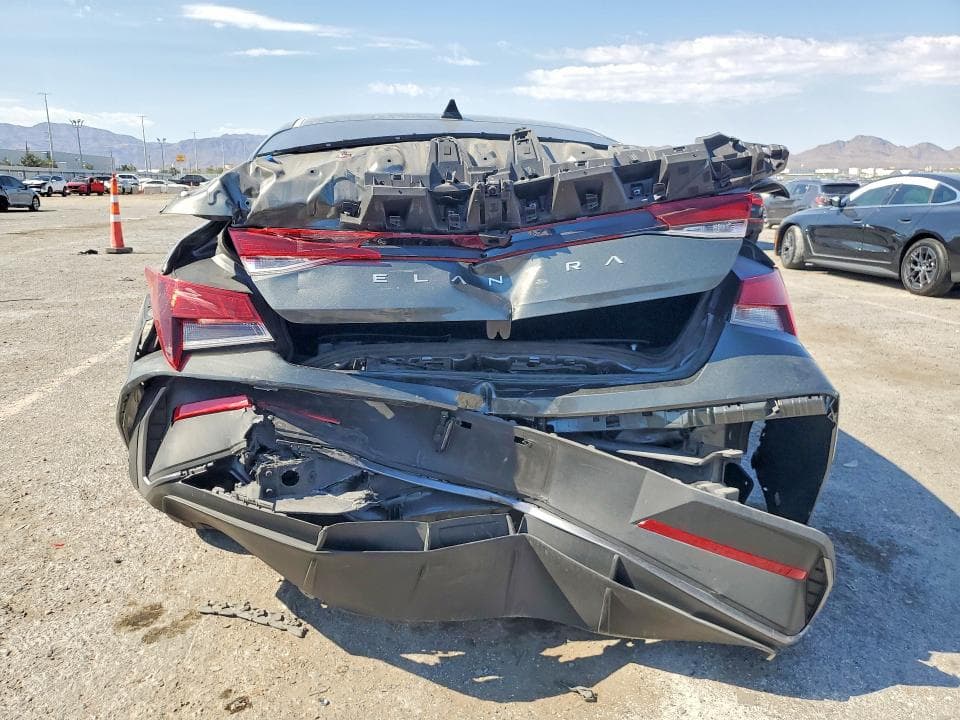 2024 HYUNDAI ELANTRA SEL 6