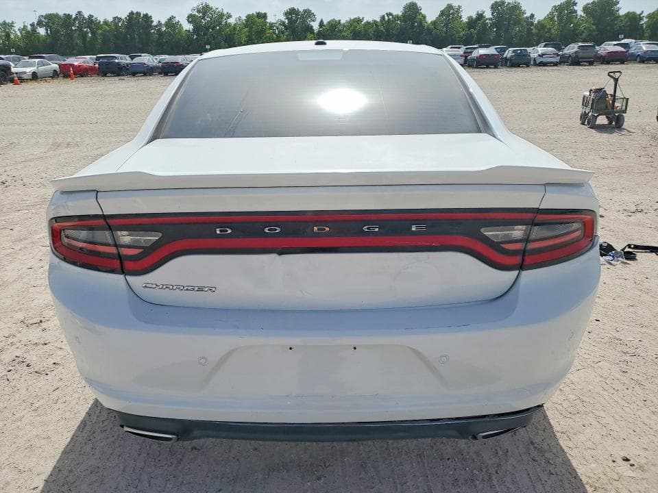 2017 DODGE CHARGER SE 6