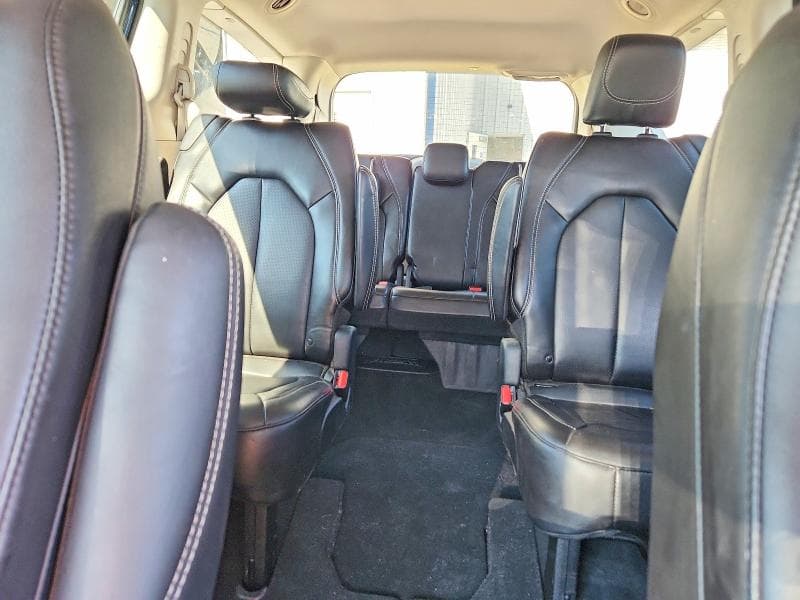 2023 CHRYSLER PACIFICA TOURING L 10