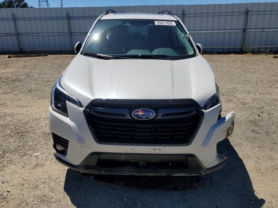 2023 SUBARU FORESTER LIMITED 5